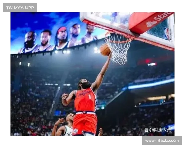 哈登三分高效轰下26分,快船半场领先太阳16分,布克仅得8分